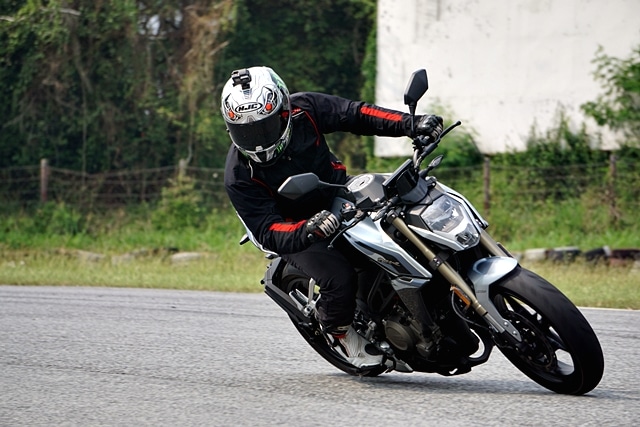 CFMoto 250NK 2019 ราคา 87,500 สเปค ตารางผ่อนดาวน์ 1 CFMOTO 250nk