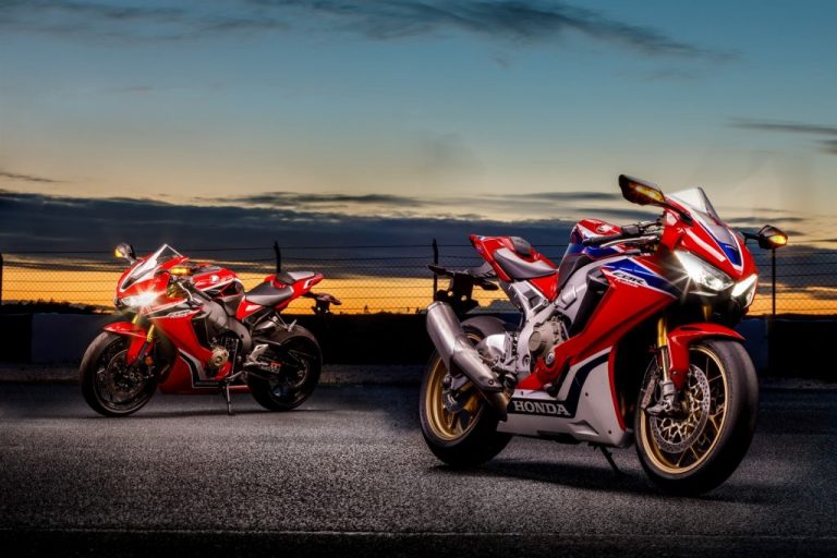 Honda CBR1000RR พิเศษรุ่น SP และ CBR1000RR ข้อมูล สเปค ราคา ตารางผ่อนดาวน์