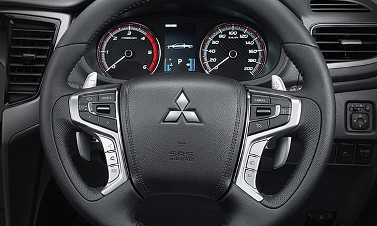 พวงมาลัย Mitsubishi Triton Mega Cab