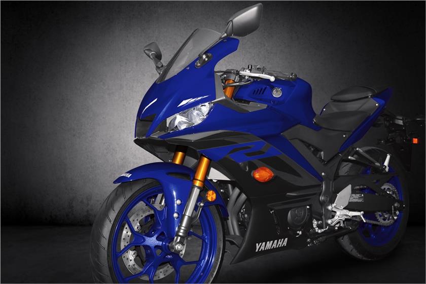 ด้านหน้ารถ Yamaha YZF R3 