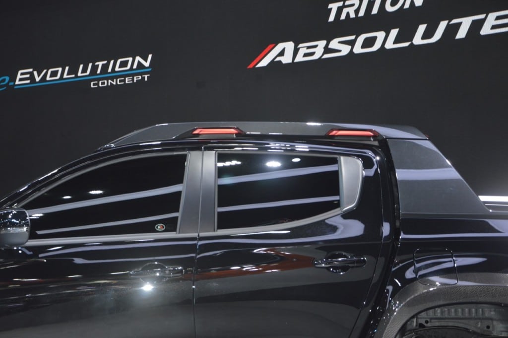 Mitsubishi Triton Absolute