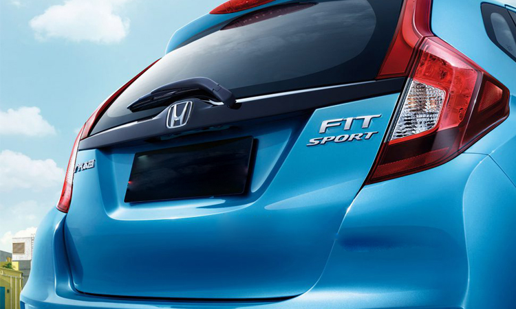 ดีไซน์ด้านหลัง Honda Fit/Jazz Sport 