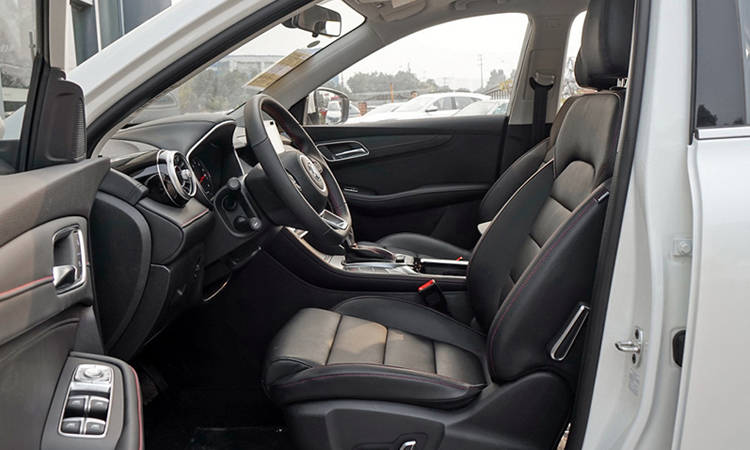 ALL NEW MG HS เข้าไทยอย่างแน่นอนในปลายปี 2019 นี้ 5 การออกแบบภายใน All NEW MG HS Compact SUV