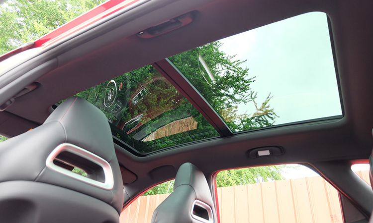 ราคา ตารางผ่อนดาวน์ All NEW MG HS 1.5 TURBO 2020-2021 8 หลังคากระจกซันลูบ New MG HS