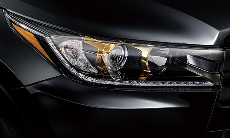 Toyota Highlander Knight SUV เปิดตัวในจีน ด้วยราคา 1.03 ล้านบาท 3 ดีไซน์โคมไฟหน้า Toyota Highlander Knight SUV