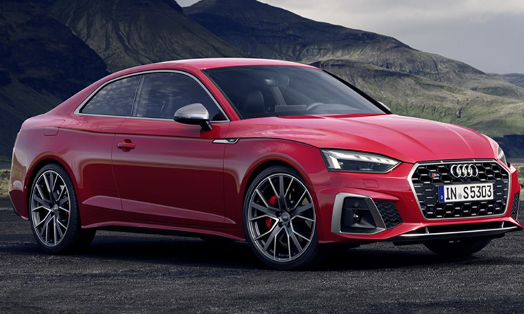 Audi ได้ทำการปรับโฉมหน้าใหม่ของ Audi A5 Minorchange ทั้งตัว Sportback, Coupé และ Cabriolet