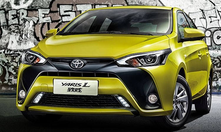 Toyota Yaris L Hatchback เครื่องยนต์เบนซิน 1.5 มีซันรูฟ ที่ประเทศจีน