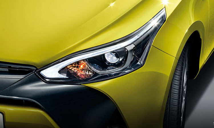 Toyota Yaris L Hatchback เครื่องยนต์เบนซิน 1.5 มีซันรูฟ ที่ประเทศจีน 4 โคมไฟหน้า Toyota Yaris L Hatchback