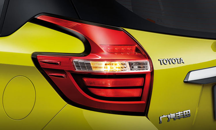 Toyota Yaris L Hatchback เครื่องยนต์เบนซิน 1.5 มีซันรูฟ ที่ประเทศจีน 6 ไฟท้าย Toyota Yaris L Hatchback