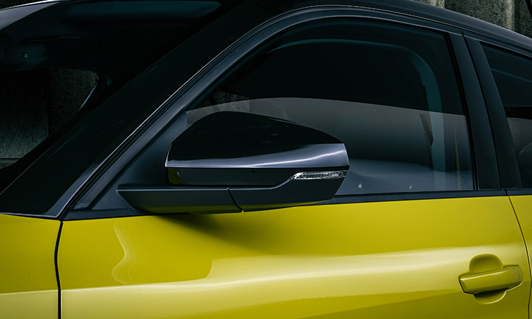 กระจกมองข้าง Audi A1 Sportback 35 TFSI S-Line
