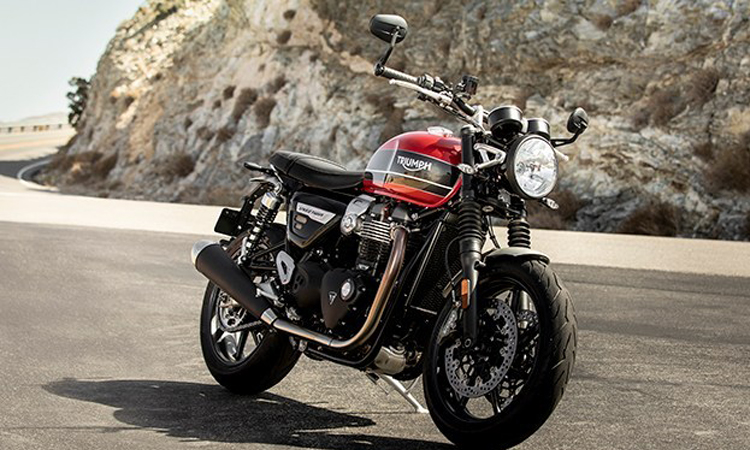 Triumph-model-2020