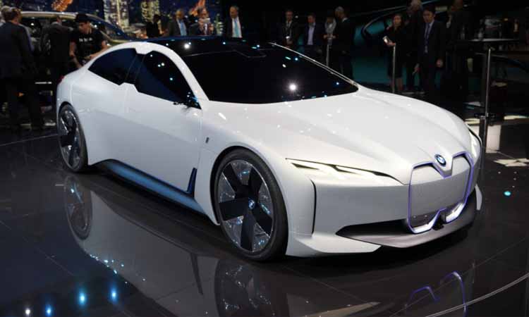 BMW i4
