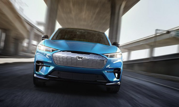 Ford เปิดตัว Ford Mustang Mach-E ครอสโอเวอร์ตัวใหม่