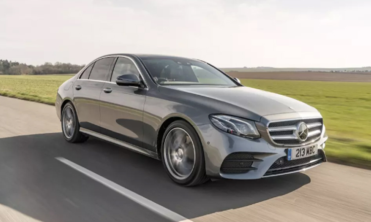 ภายนอก MERCEDES-BENZ E350e Final Edition 