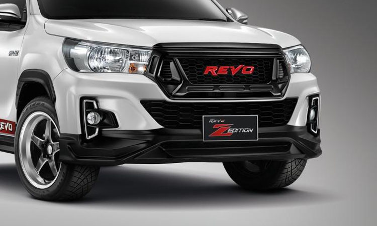 ดีไซน์กระจังหน้า Toyota Hilux Revo