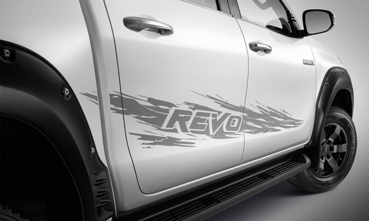สติ๊กเกอร์ข้างรถ Toyota Hilux Revo