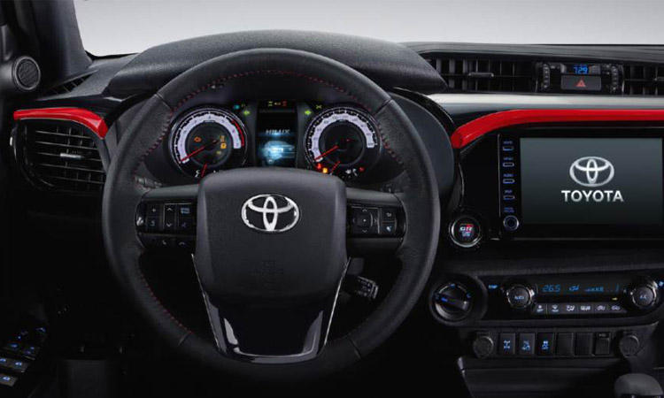 ภาายใน Toyota Hilux V6 GR Sport 