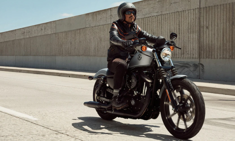Harley-Davidson IRON 883