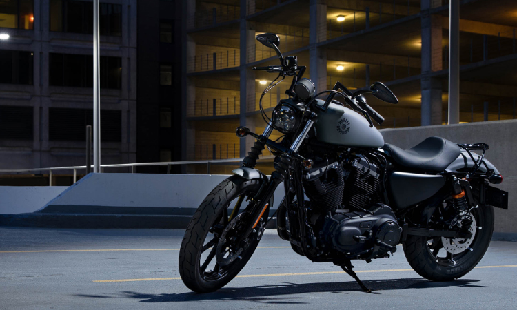 Harley-Davidson IRON 883 