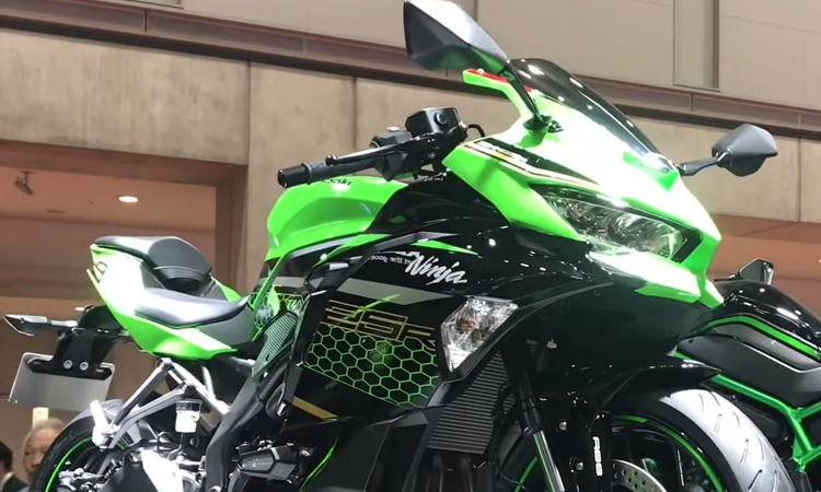 Kawasaki Ninja ZX-25R