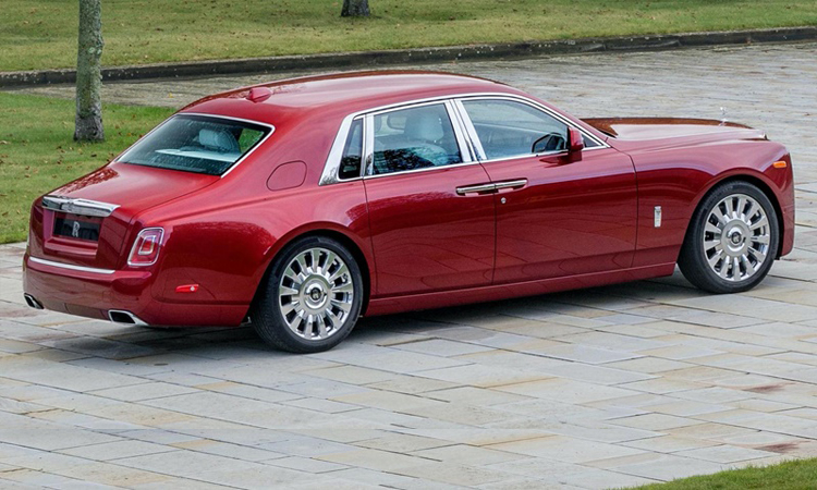 การออกแบบ Rolls-Royce Red Phantom