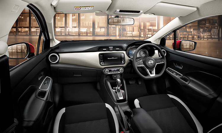 ภายใน ตารางราคาผ่อน/ดาวน์ All NEW Nissan ALMERA 1.0 TURBO