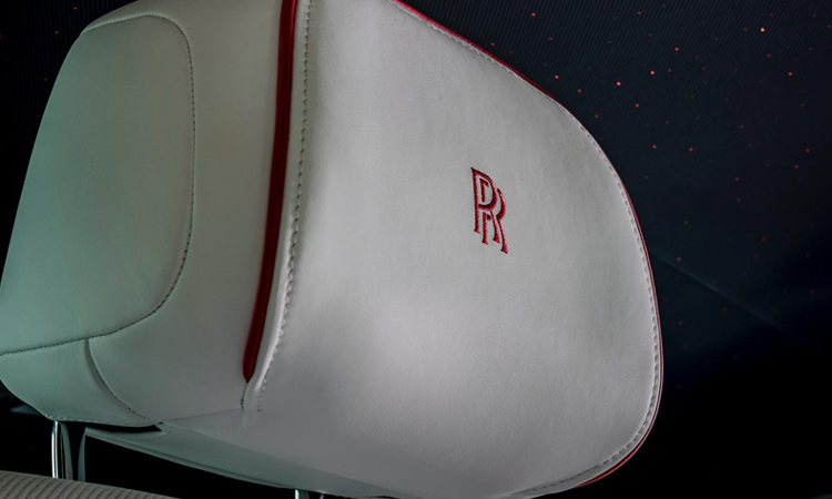 พี่พิงหัว Rolls-Royce Red Phantom