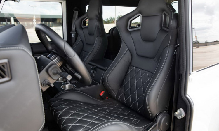 เบาะLand Rover Defender Blackcom