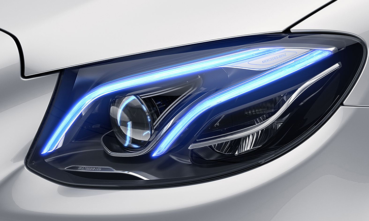 ไฟหน้า Mercedes-Benz E200 Coupé AMG Dynamic 2020