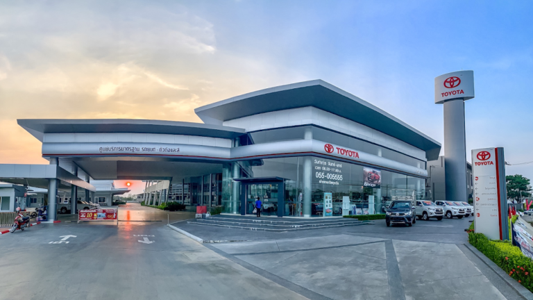 ศูนย์โตโยต้า