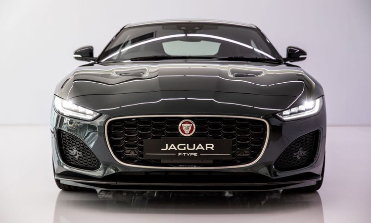 Jaguar Thailand เปิดตัว Jaguar F-Type ราคา 6.4 ล้านบาท