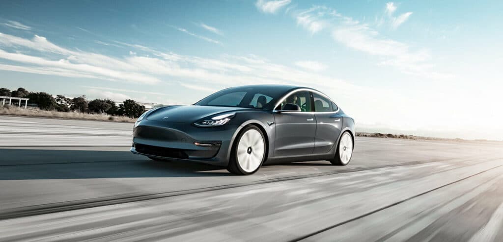 Tesla Model 3 2022 ตัวใหม่ เข้าไทยแล้ว รถยนต์ซีดาน สัญชาติอเมริกา ราคาเริ่มต้นเพียง 1.59 ล้าน 9